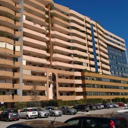 Leader Palace - Free Parking ! Апартаменты Бари